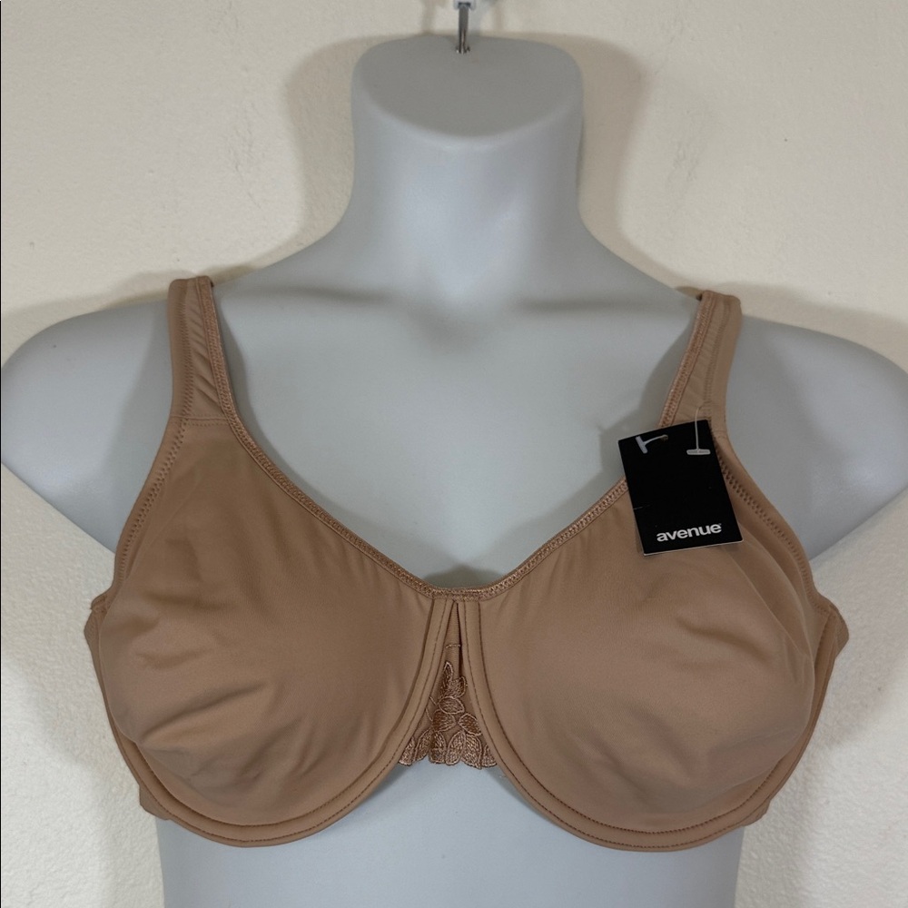 Avenue Women's Natural Caress Underwire Bra NWT